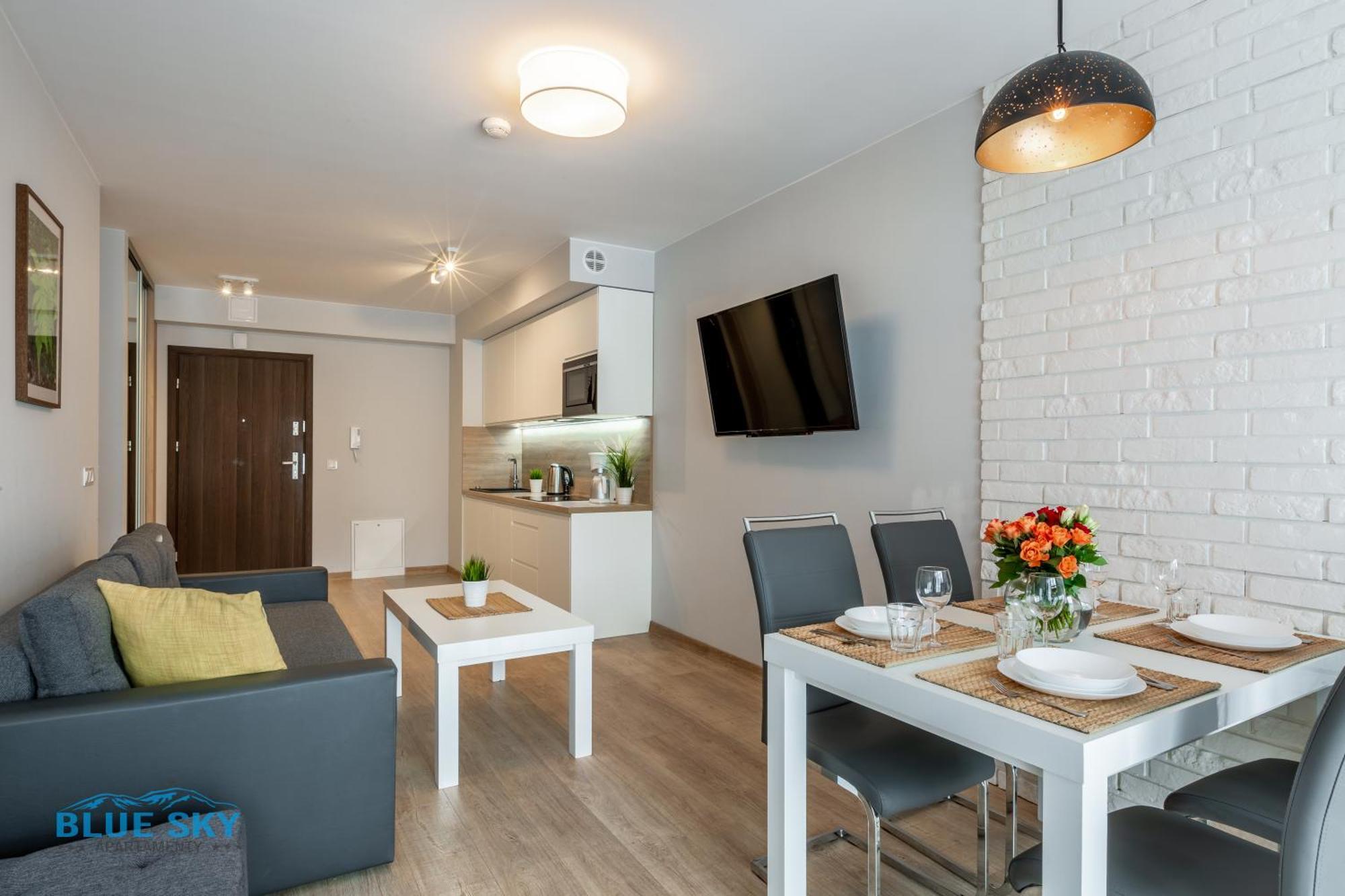 Apartamenty Bluesky - Karkonoska 13, Z Widokiem Na Gory, Blisko Szlakow I Wyciagow, W Zielonej Okolicy Karpacz Oda fotoğraf
