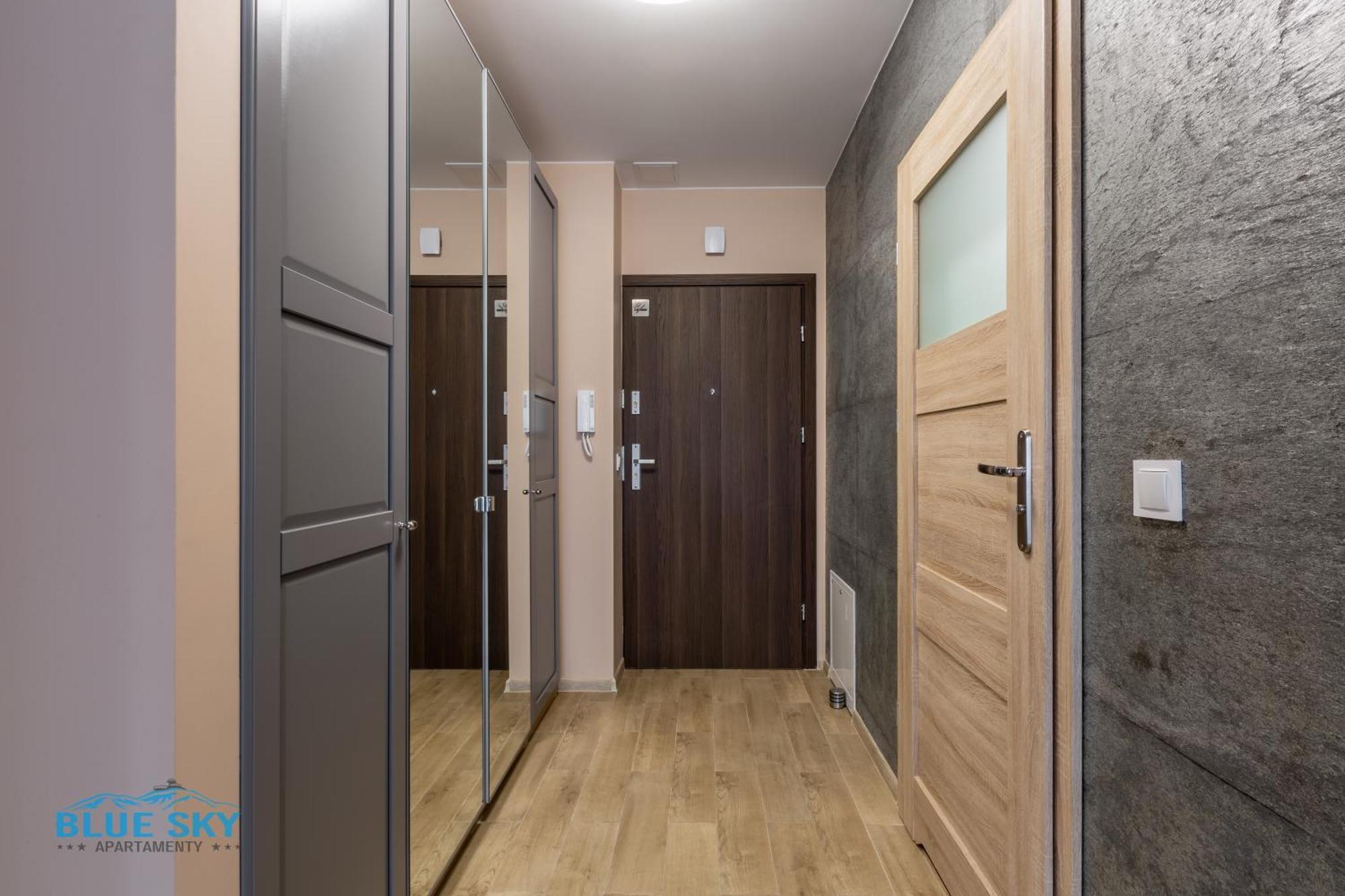 Apartamenty Bluesky - Karkonoska 13, Z Widokiem Na Gory, Blisko Szlakow I Wyciagow, W Zielonej Okolicy Karpacz Oda fotoğraf